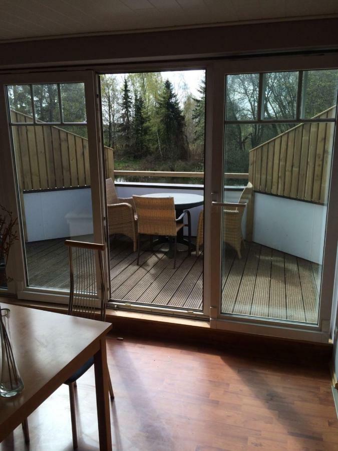 Moderne Maisonette-Wohnung Am Karpfenteich; Modern Apartment With View Of The Carp Pond Barmstedt Exteriör bild