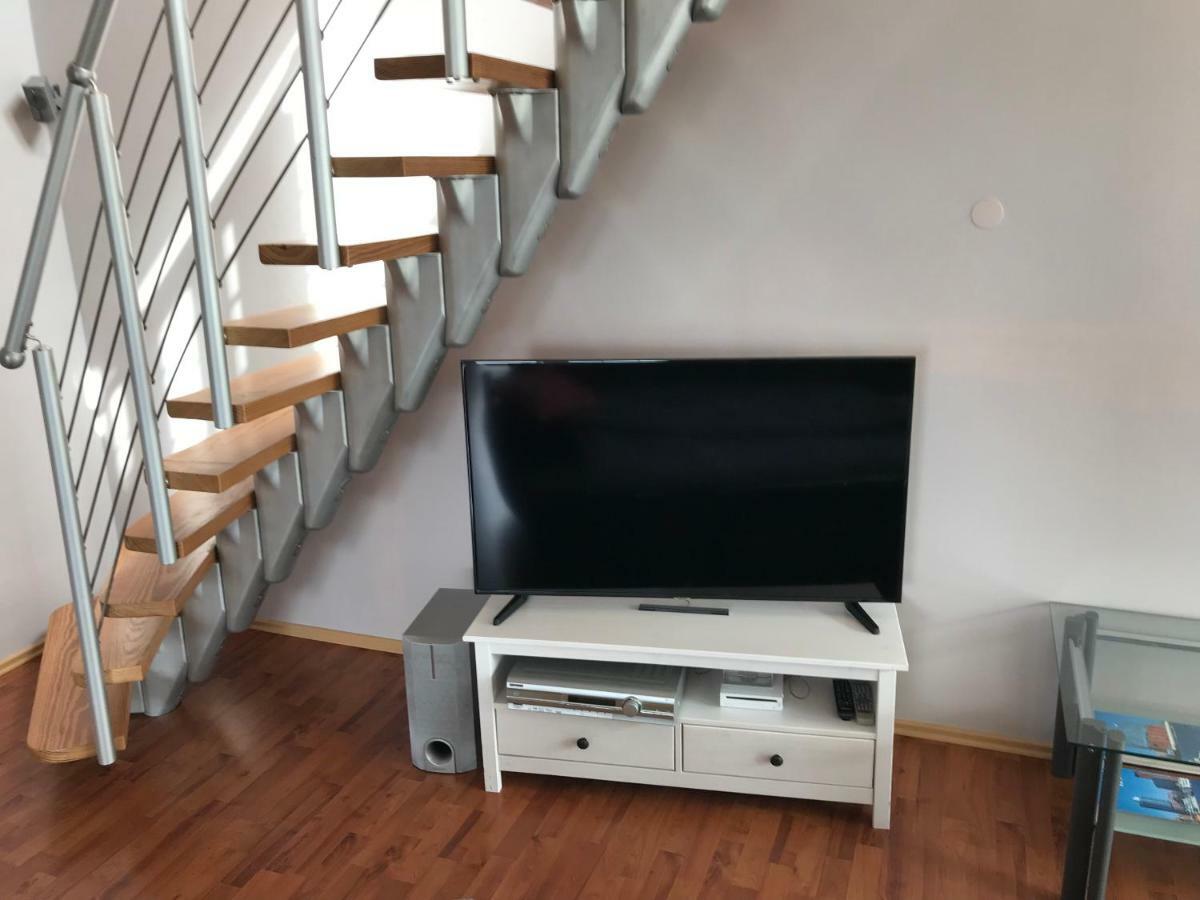 Moderne Maisonette-Wohnung Am Karpfenteich; Modern Apartment With View Of The Carp Pond Barmstedt Exteriör bild